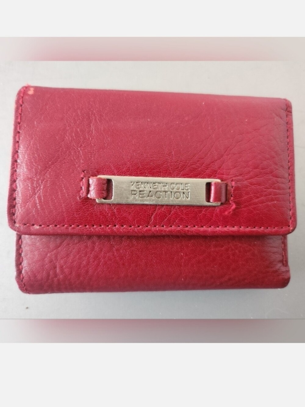 Kenneth Cole Reaction Burgundy Leather Wallet